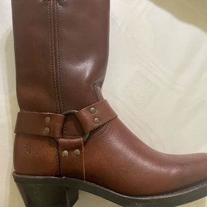Frye Boots Size 8 1/2. Never worn and still in the box I received them in.